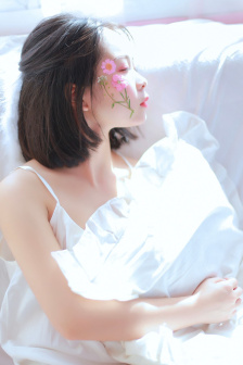 男生和女生亲亲